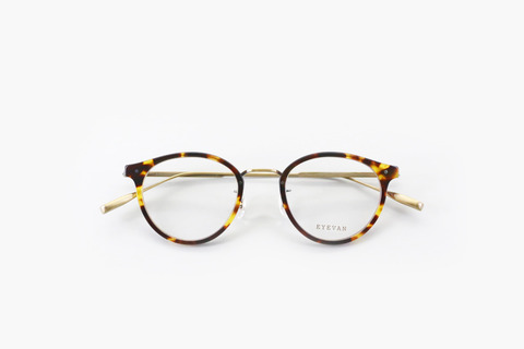 EYEVAN-ACOSTA-TORT-LIGHT