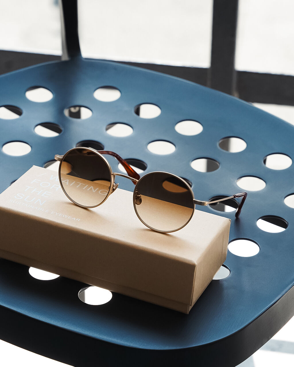 WAITING FOR THE SUN：ウェイティングフォーザサン 