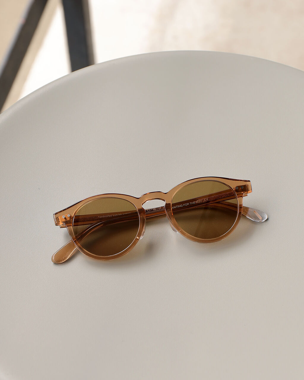 WAITING FOR THE SUN 魅力的な飴色クリアブラウン 多彩なレンズカラー