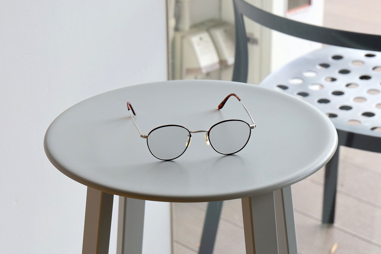 【良品】H-fusion（エイチフュージョン）　817　ライトカラーサングラス H-fusion：エイチフュージョン 反射する美 クラシック感が出過ぎ