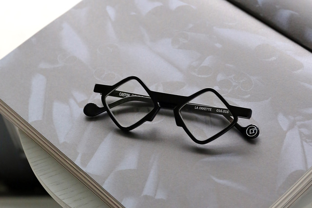 GASTON-LA FAYETTE-black-c