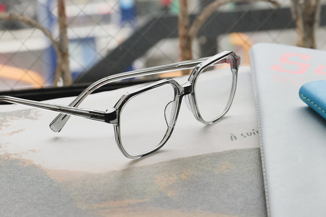 Lunetta BADA-555-0060-a