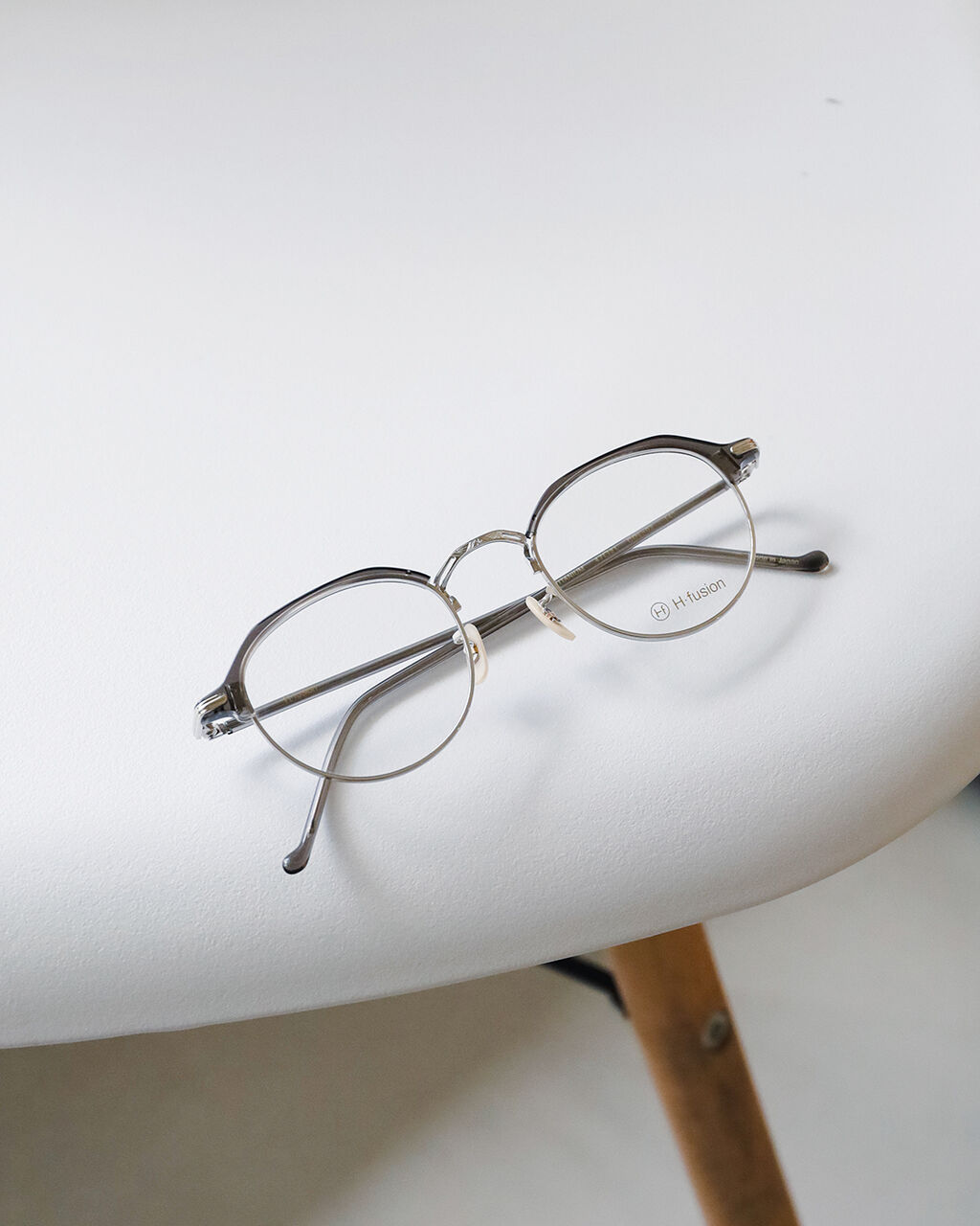 知的なクラシック”をさらりと纏う