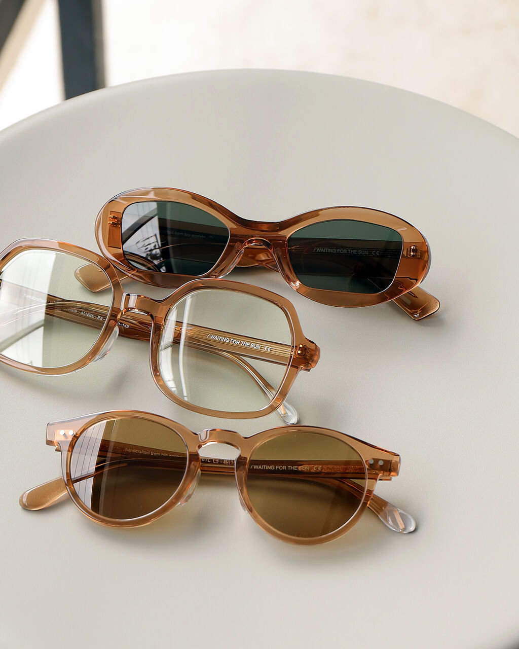 WAITING FOR THE SUN 魅力的な飴色クリアブラウン 多彩なレンズカラー
