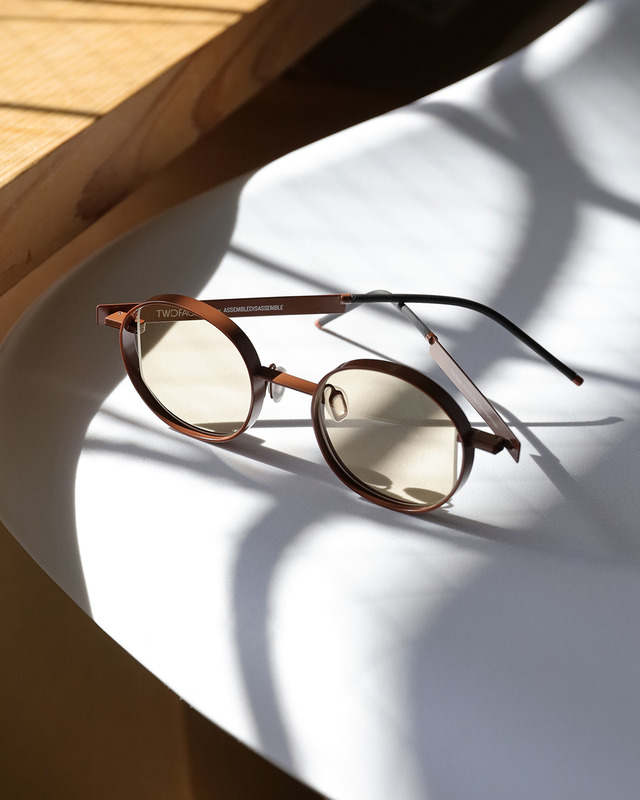 TWOFACE-oval-brown-1350-g