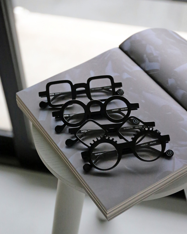 GASTON-black-1350-a