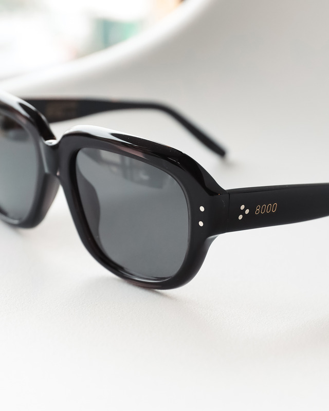 8000：OTTO MILA-NAT-black-1350-g