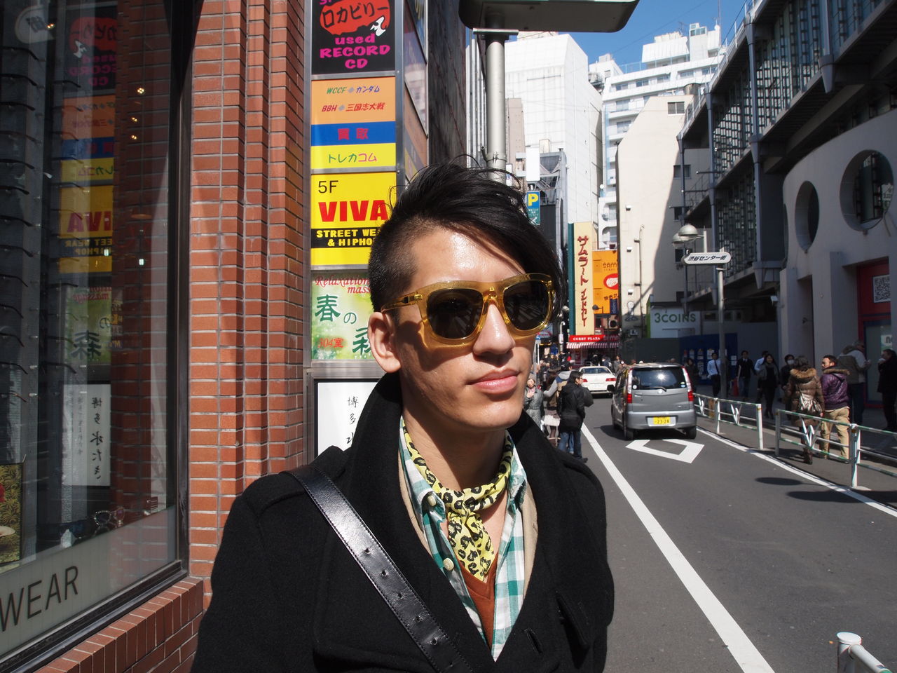 KLEIN GALLERY vol.70 Oliver Peoples 