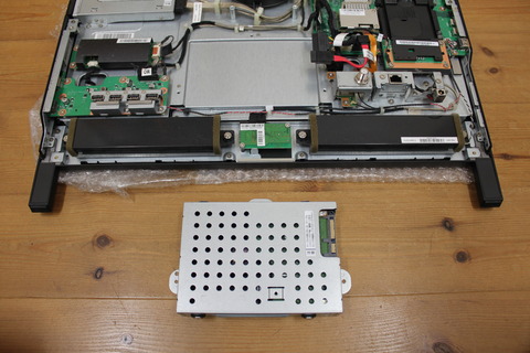 VN770/C ハードディスク取り外し