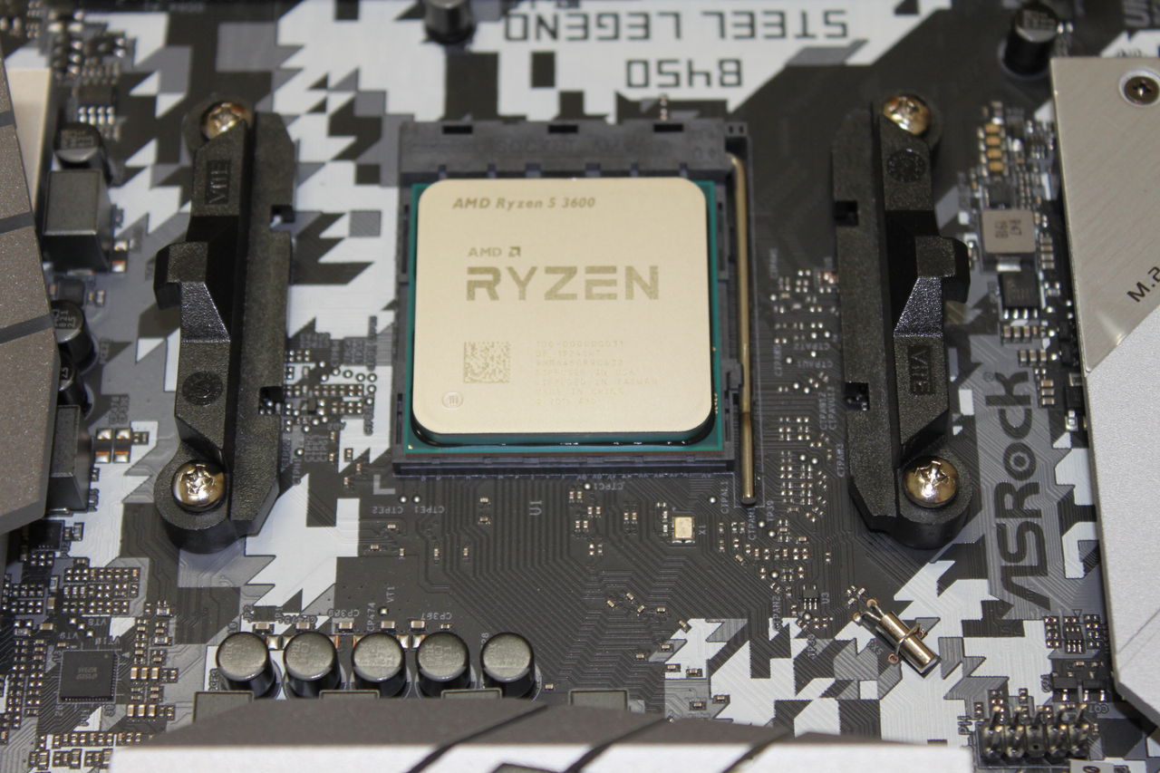 自作PC作成 Ryzen 5 3600編2 ～マザーボードにCPU、CPUクーラー