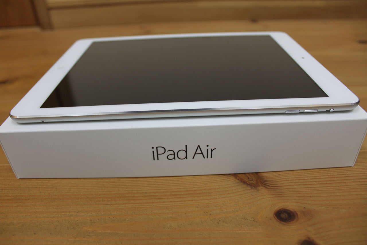 カメラ Apple iPad Air 32GBの通販 by GAJI49's shop｜アップルならラクマ - SIMフリー フリー