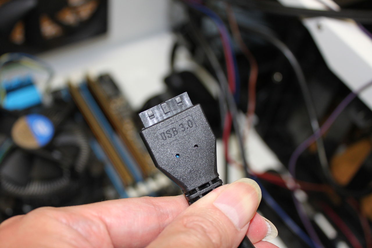 自作PC作成8(Haswell refresh)~各種配線・電源 自作PC作成8(Haswell refresh)~各種配線・電源