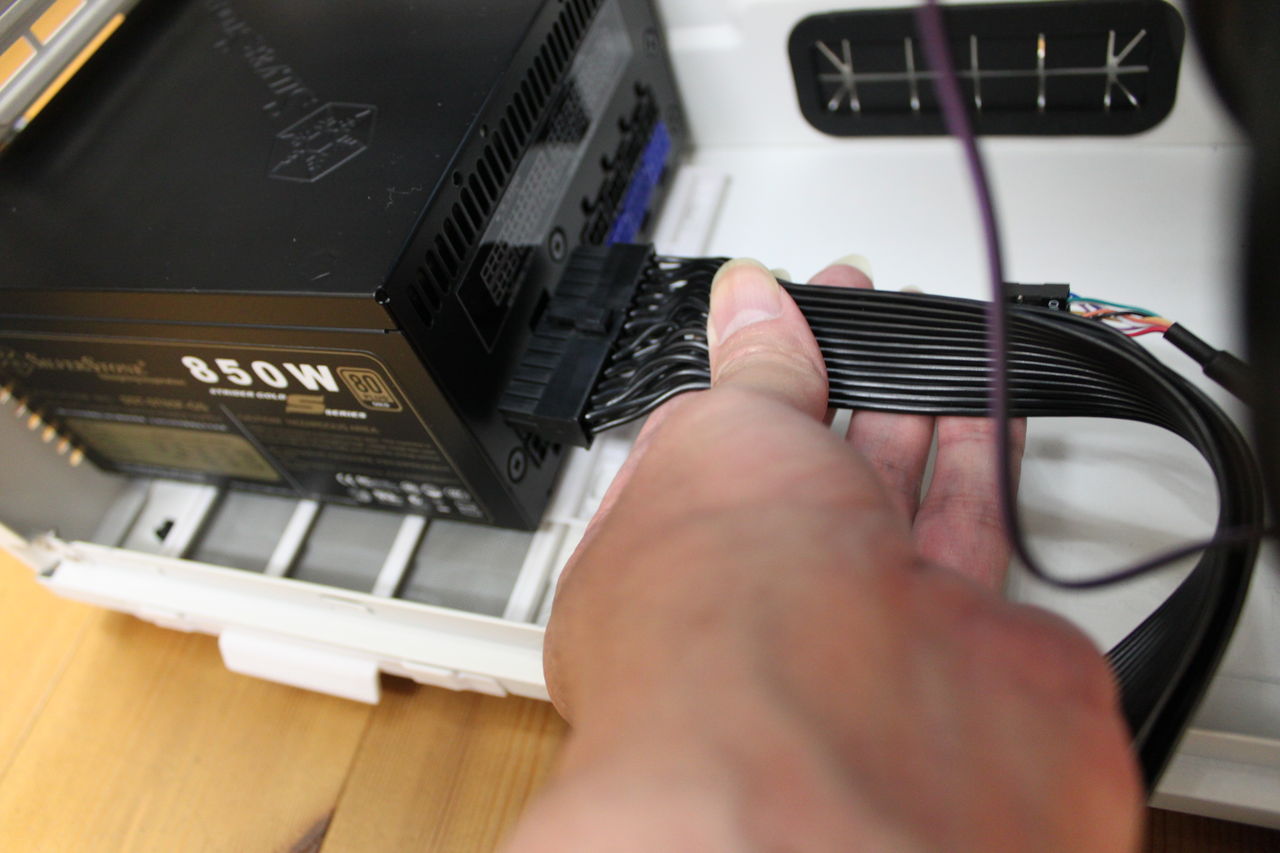 人気沸騰ブラドン 自作PC作成8（Haswell refresh）～各種配線・電源 CPU