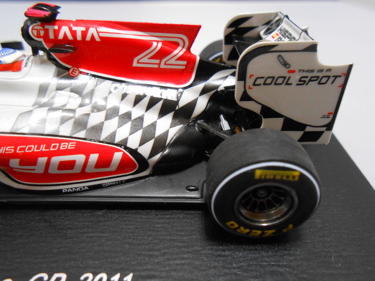 2011 1/43 HRT F111 中国GP ナレイン・カーティケヤン : 大人の