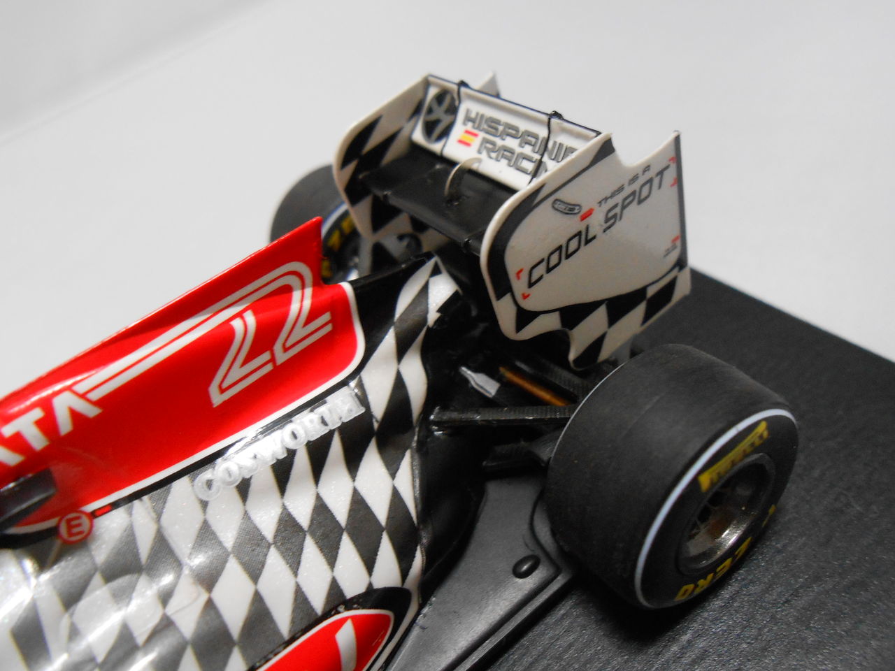 2011 1/43 HRT F111 中国GP ナレイン・カーティケヤン : 大人のF1