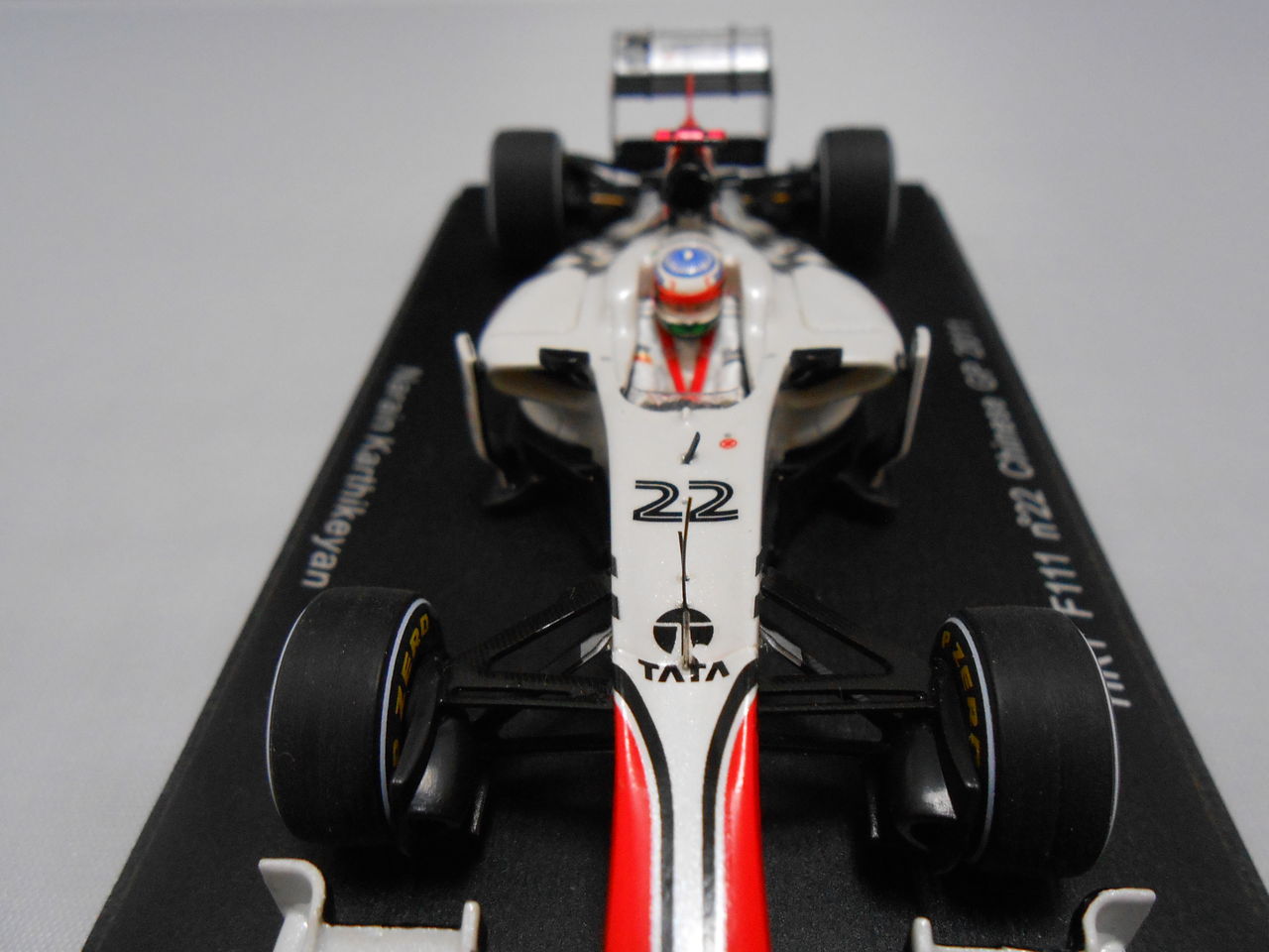 2011 1/43 HRT F111 中国GP ナレイン・カーティケヤン : 大人のF1