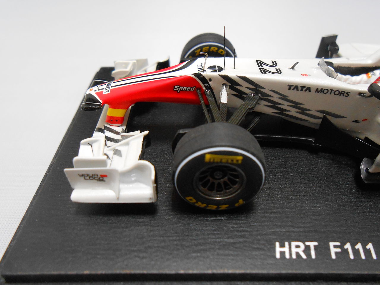 2011 1/43 HRT F111 中国GP ナレイン・カーティケヤン : 大人のF1
