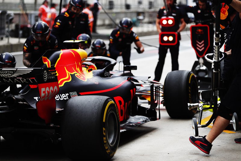 18年 F1アゼルバイジャンgp 各ドライバーのタイヤ選択 ふみちゃんのf1ランド ブログ