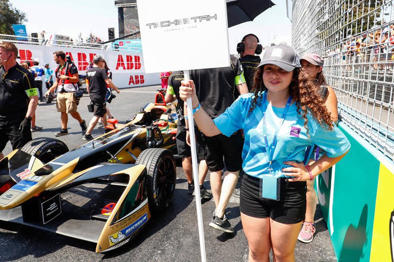 F1】 グリッドキッズ計画にファンは“しらけムード” : ふみちゃんのF1ランド ブログ