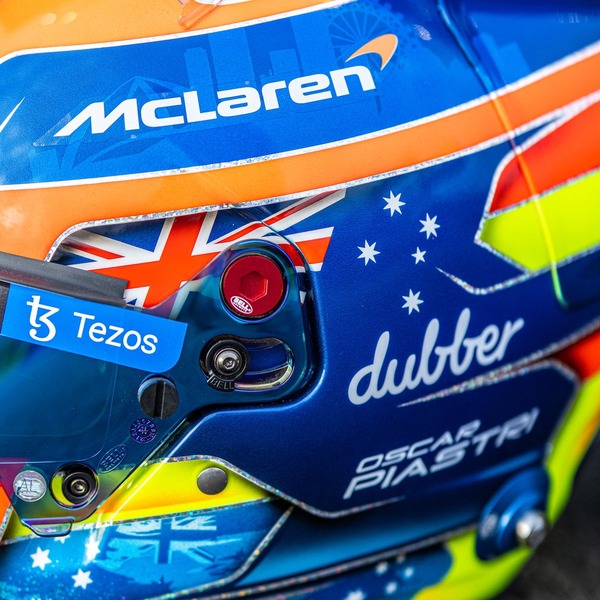 オスカー・ピアストリのヘルメット：2023年F1オーストラリアGP仕様（BELL製ヘルメット）