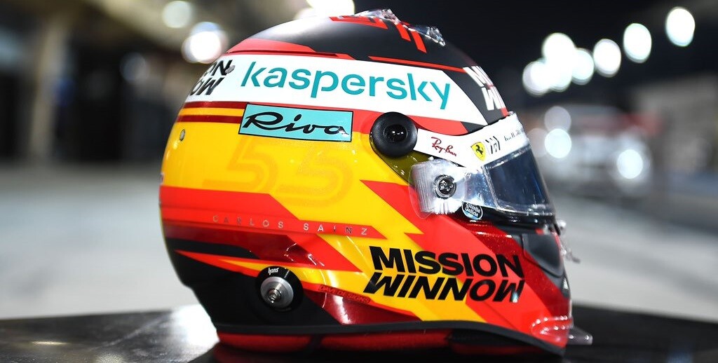 カルロス・サインツ 2021年F1ヘルメット写真 : F1通信jp カルロス・サインツ 2021年F1ヘルメット写真 : F1通信jp