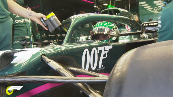 007の最新映画にアストンマーティンが使われる