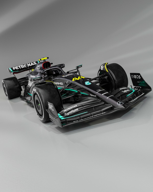 メルセデスW14