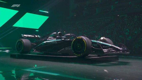 メルセデスの2025年F1マシンカラーリング