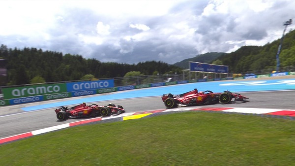 2位ルクレール、3位サインツ - VSC前、フェラーリは連なって走行していた：2023年F1オーストリアGP