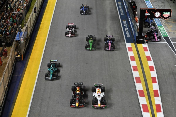 角田裕毅のシンガポールのレースはスタートで決定づけられた