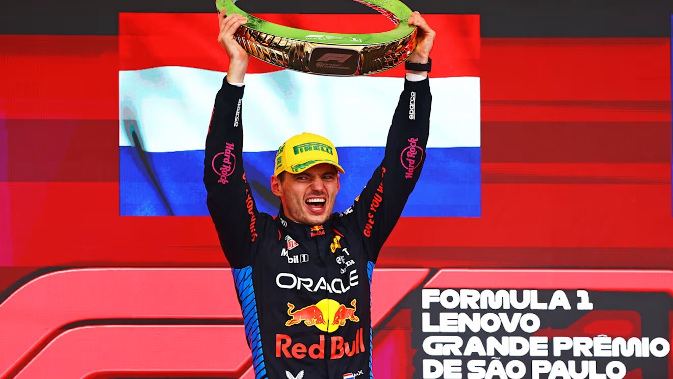 ミニチャンプス 1/18レッドブルRB12 フェルスタッペン　ブラジルGP 3位 ミニチャンプス 1/18レッドブルRB12 フェルスタッペン ブラジルGP 3位