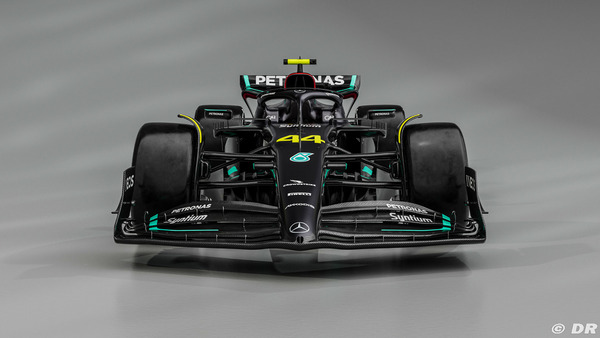 メルセデスW14