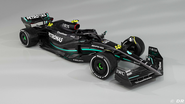 メルセデスW14