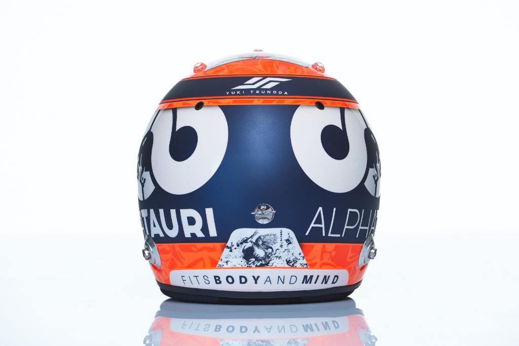 角田裕毅 2021年F1ヘルメット写真 : F1通信jp