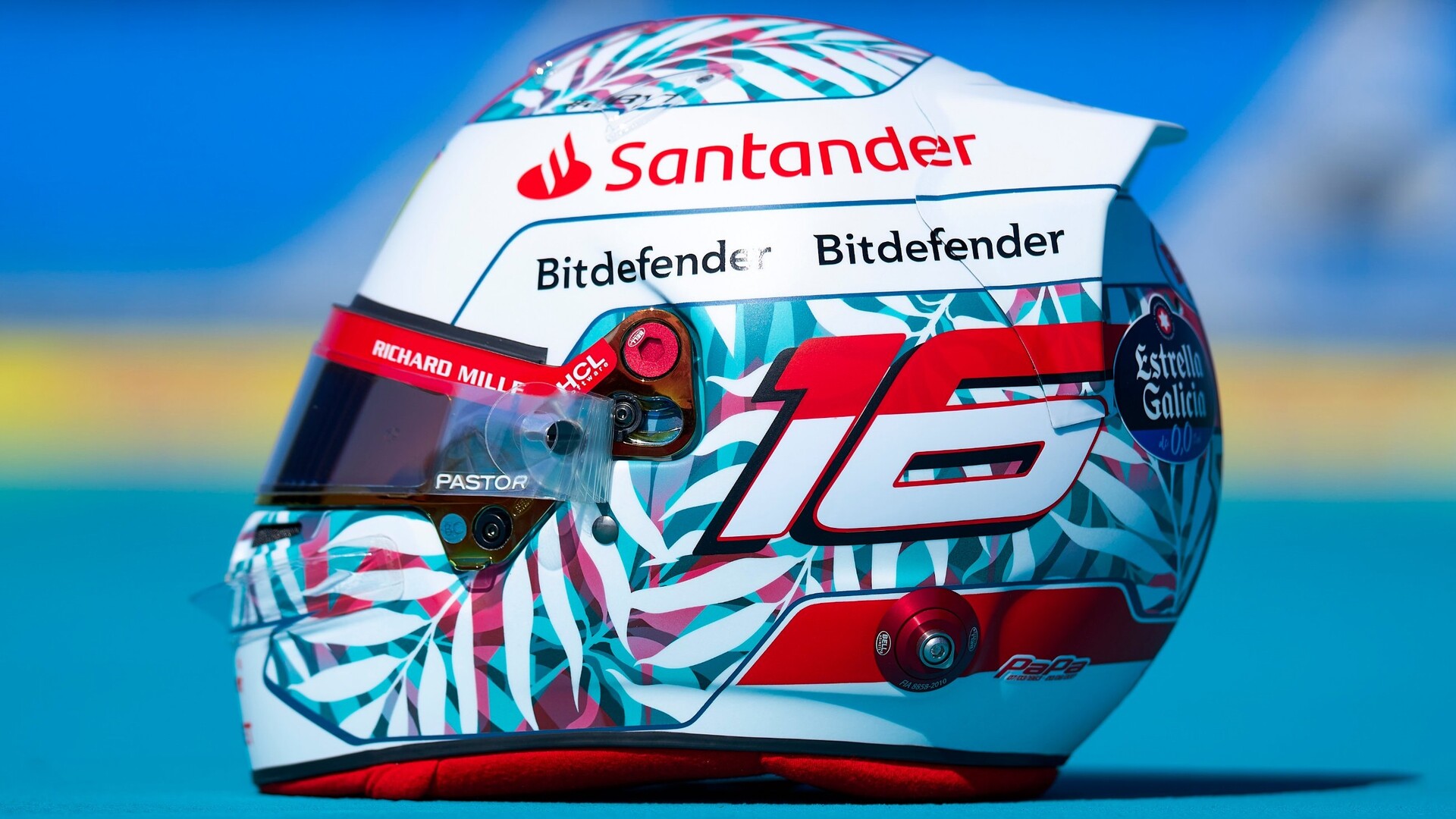 シャルル・ルクレール - マイアミ仕様のヘルメット:2023年F1 シャルル・ルクレール - マイアミ仕様のヘルメット:2023年F1