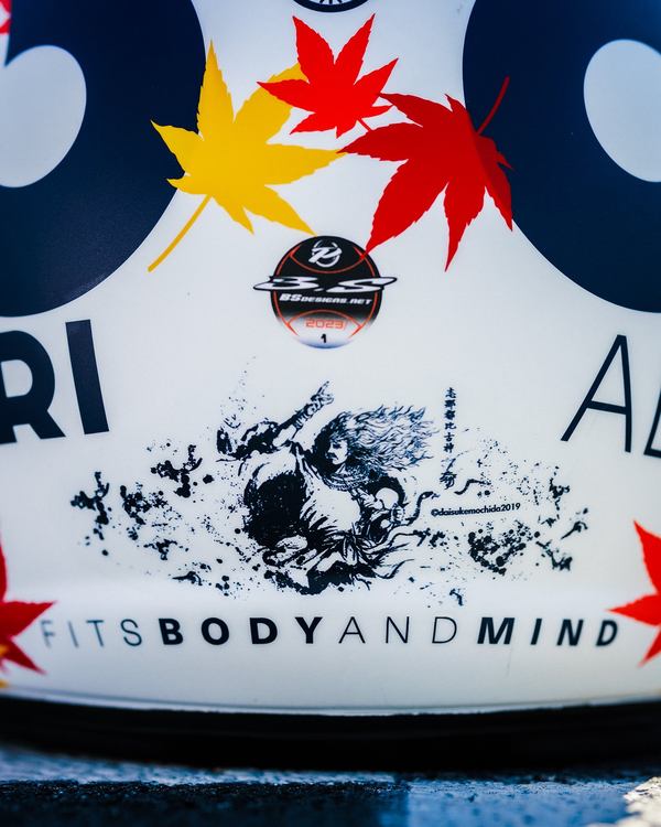 角田裕毅 2023年F1ヘルメット(アライ製ヘルメット)