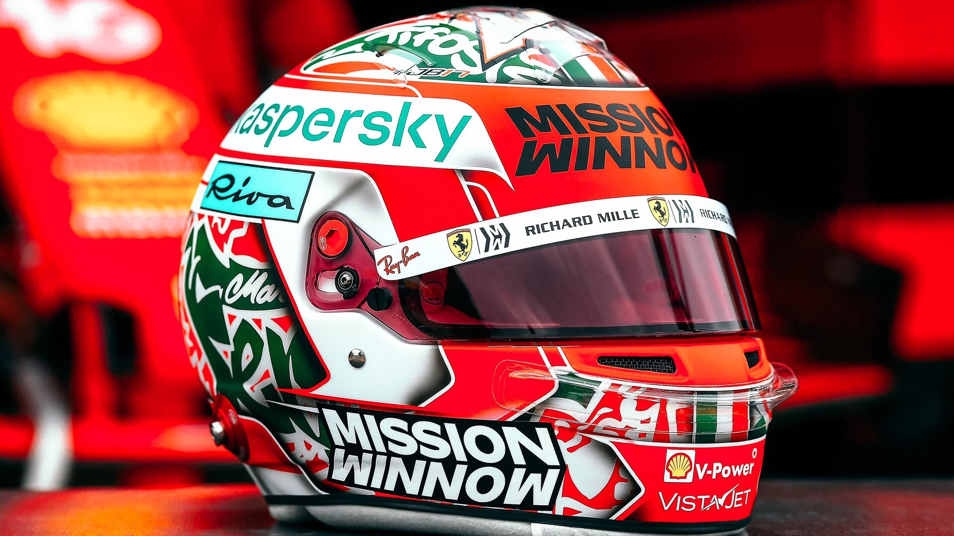 シャルル・ルクレール、イモラ仕様のヘルメット:F1エミリア シャルル・ルクレール、イモラ仕様のヘルメット:F1エミリア