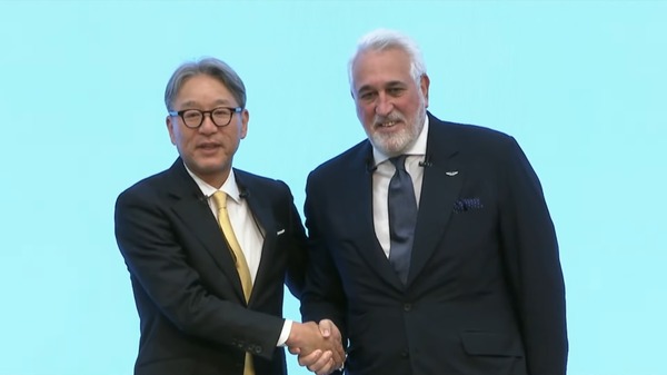 ホンダ、2026年からF1復帰:三部敏宏ホンダ社長とローレンス・ストロール(アストンマーティンF1チームのオーナー)