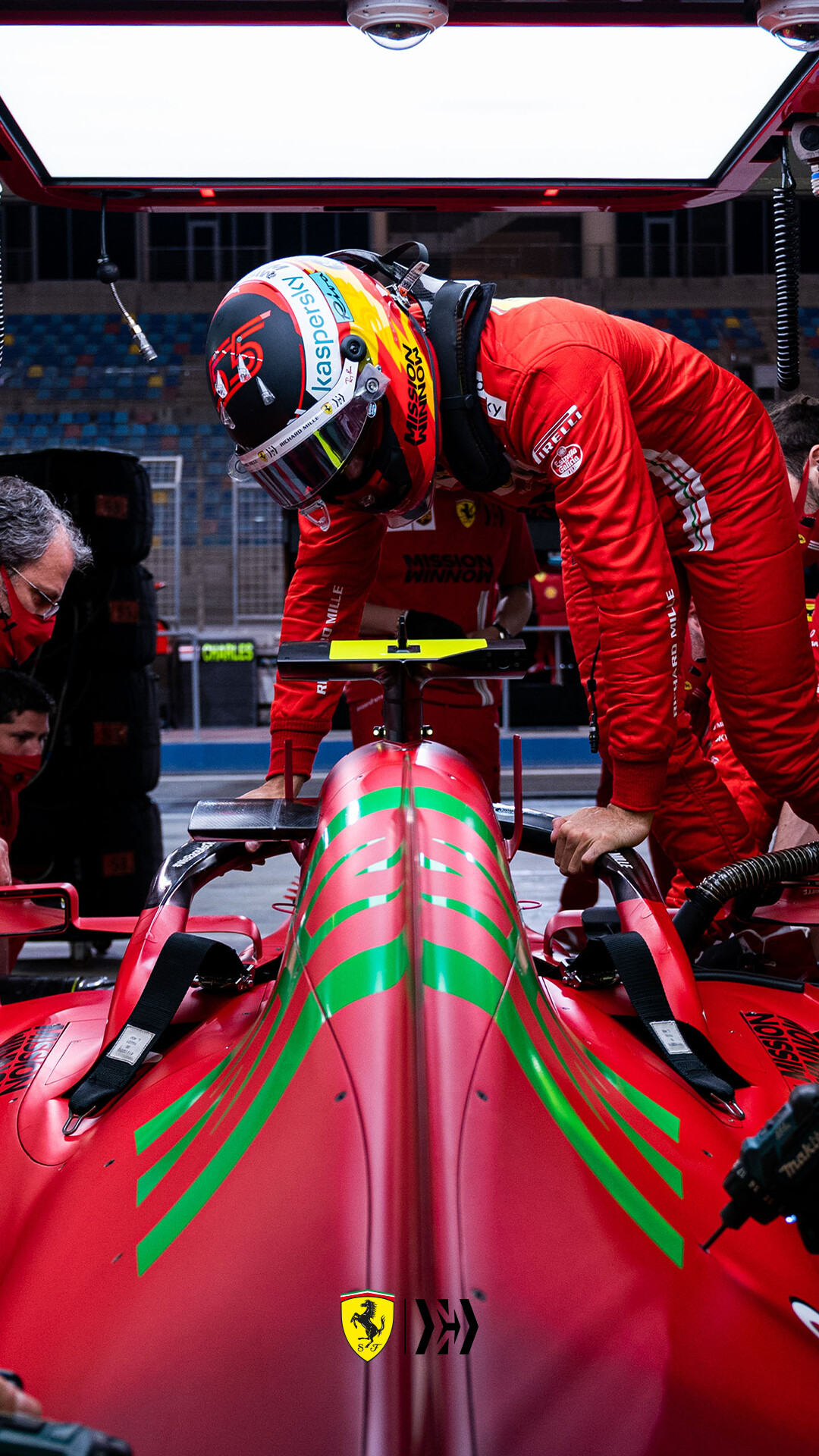 カルロス・サインツ 2021年F1ヘルメット写真 : F1通信jp カルロス・サインツ 2021年F1ヘルメット写真 : F1通信jp