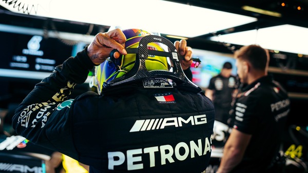 ルイス・ハミルトン 2023年F1ヘルメット（BELL製ヘルメット）