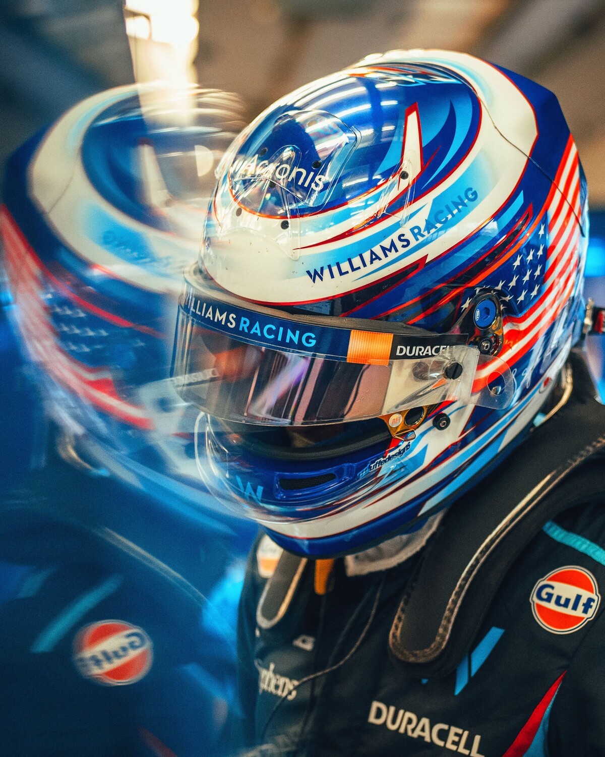 ローガン・サージェント 2023年F1ヘルメット写真 : F1通信jp ローガン・サージェント 2023年F1ヘルメット写真 : F1通信jp