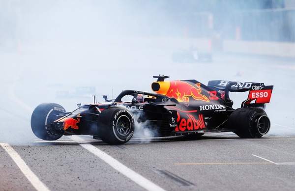 マックス・フェルスタッペン、クラッシュ:2021年F1アゼルバイジャンGP