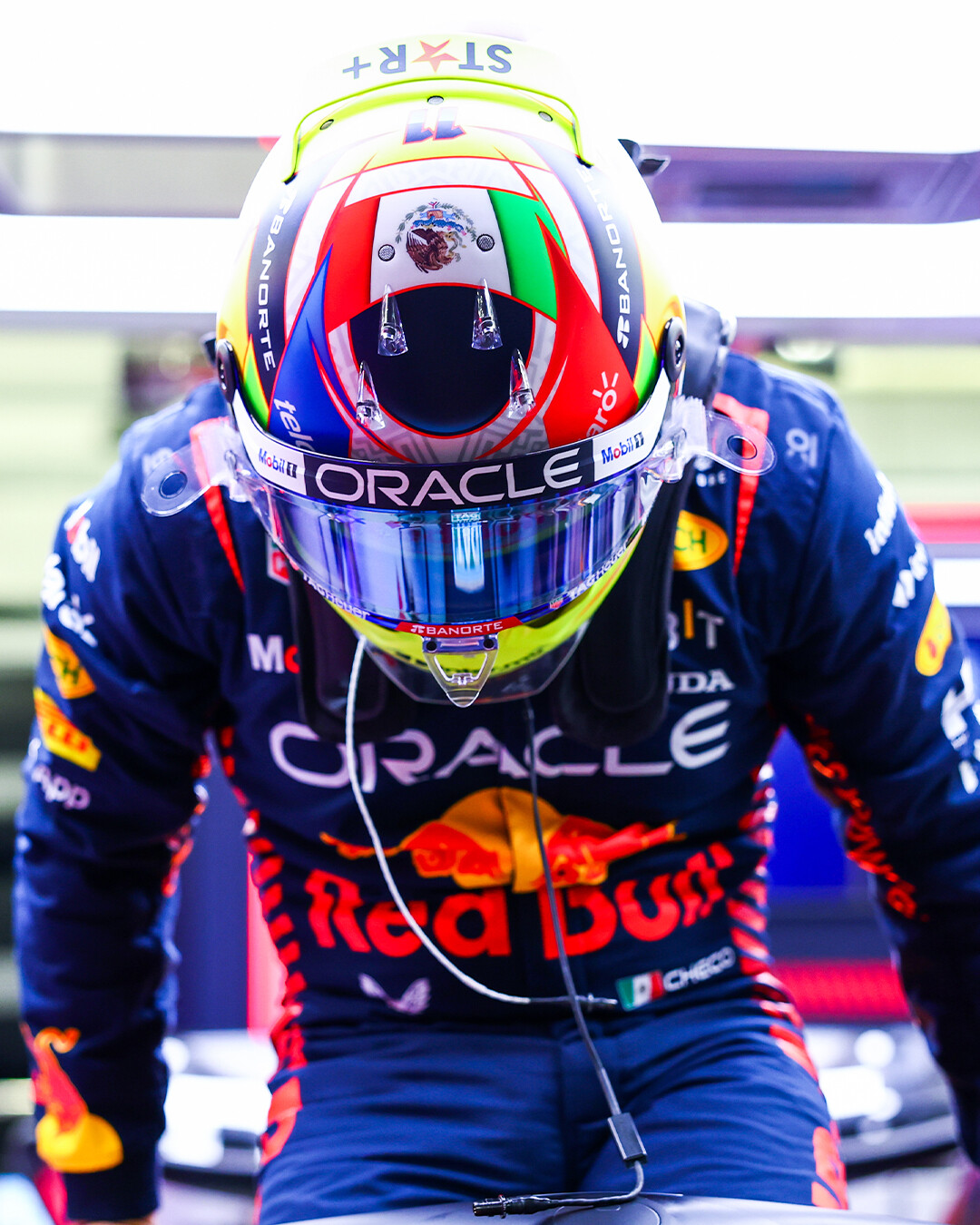 セルジオ・ぺレス 2023年F1ヘルメット写真 : F1通信jp セルジオ・ぺレス 2023年F1ヘルメット写真 : F1通信jp