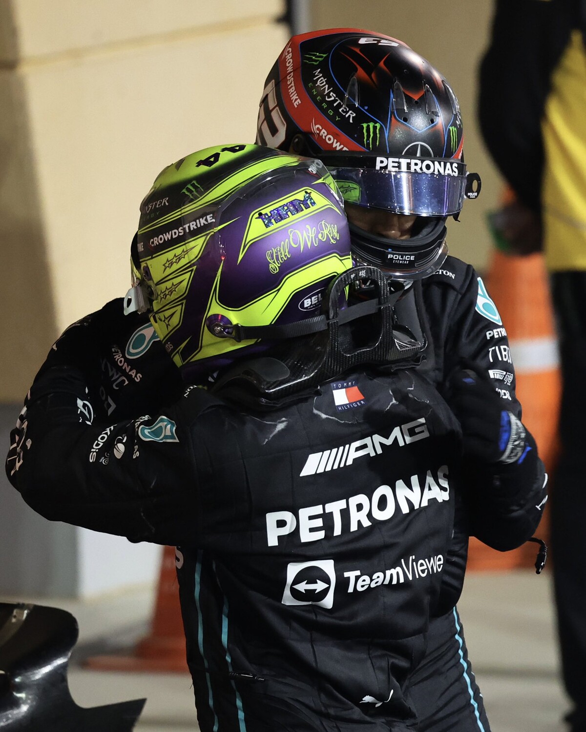 F1 ルイスハミルトン選手 2020 1/2 ヘルメット 国内未発売 ルイス・ハミルトン 2020年アブダビGP仕様 1/2 F1
