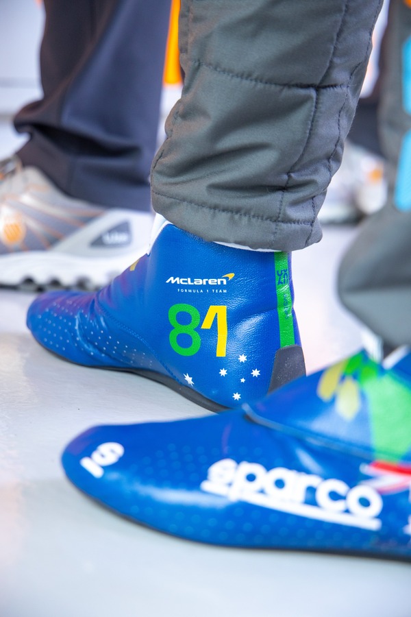 オスカー・ピアストリの2023年F1レーシングブーツ