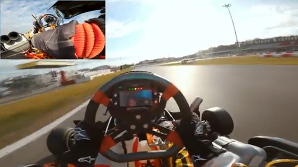 角田裕毅のゴーカート写真(車載カメラ)