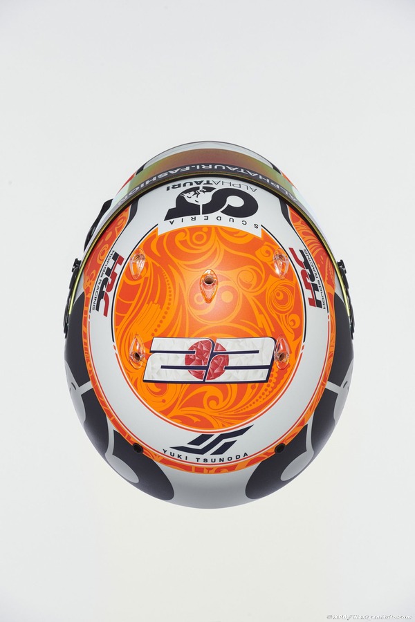 角田裕毅 2022年F1ヘルメット