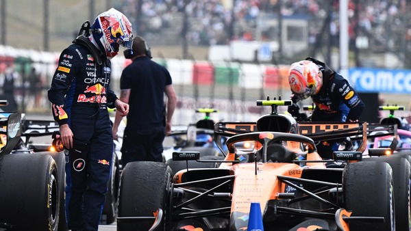 マックス・フェルスタッペン、アイザック・ハジャー（レッドブル）：2026年F1日本GP