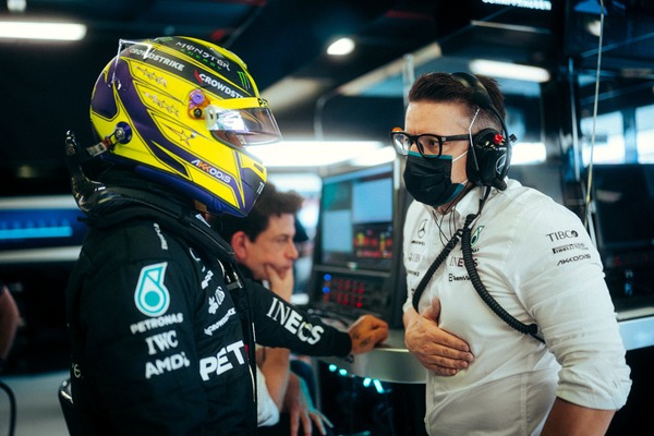 ルイス・ハミルトン 2022年F1ヘルメット