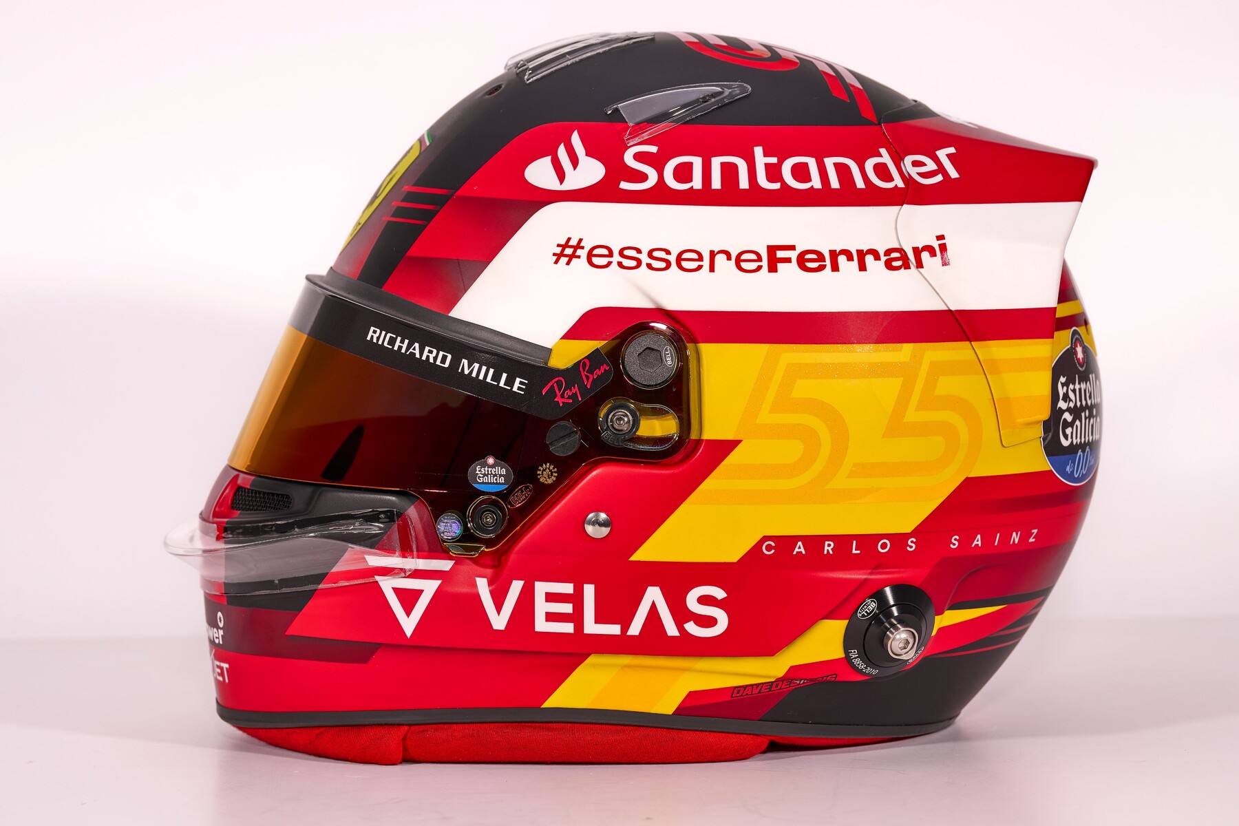 カルロス・サインツJr. 2022年F1ヘルメット写真 : F1通信jp カルロス・サインツJr. 2022年F1ヘルメット写真 : F1通信jp